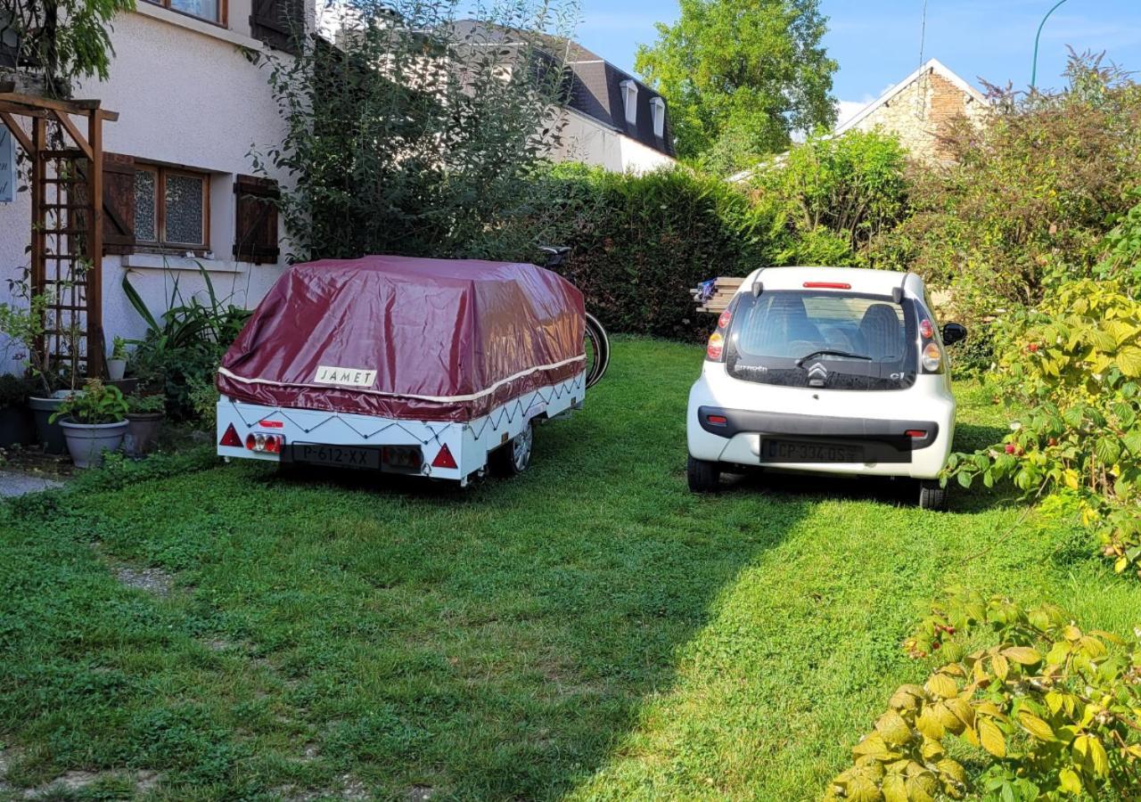Les 3 Bulles Gueux Exterior foto